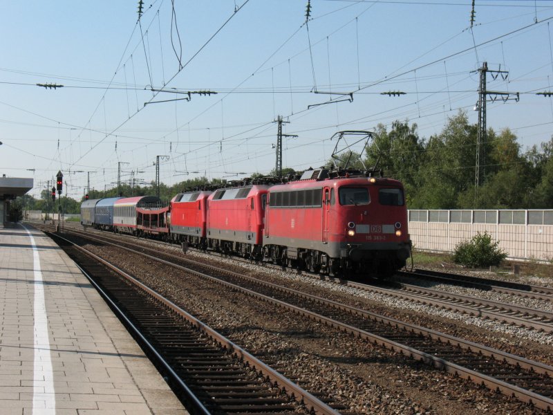 BR 115 283 mit einer berfhrung. Leider im Gegenlicht aber der Zug wars wert.