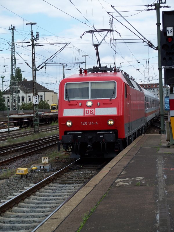 Br 120 114 mit Ersatz ICE Nach Hamburg Altona (Hannover Hbf) (3.8.2007)