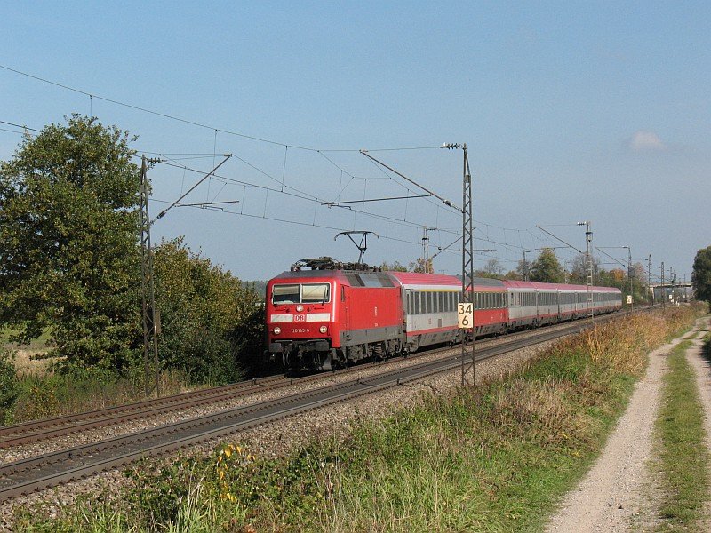 BR 120 145 am 3.10.07 bei Hattenhofen 