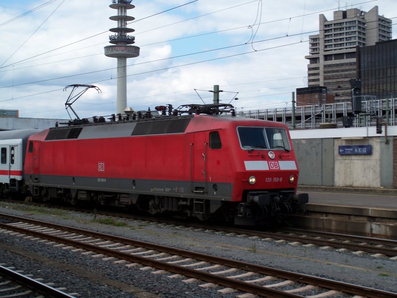 Br 120 150 von Kln nach Leipzig Hbf in Hannover (4.8.2007)