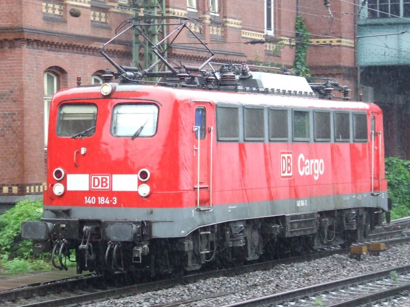 BR 140 184-3 durchfhrt Hamburg-Harburg am 06.08.2008.