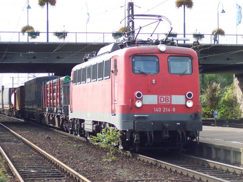 Br 140 214 durchfhrt mit einem Gz Weinheim