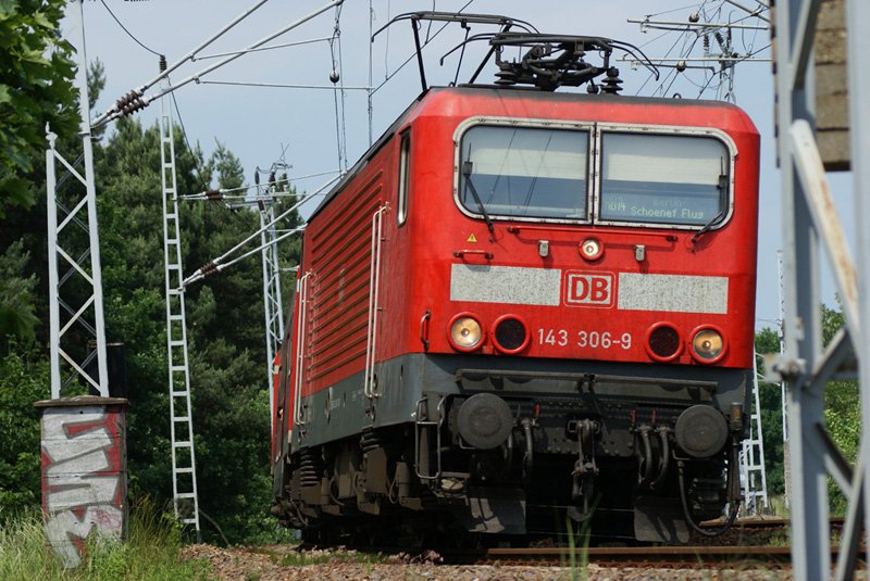 BR 143 in der Berliner Wuhlheide