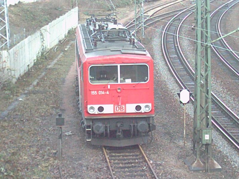 BR 155 wartet in Chemnitz HBF auf eine Leistung