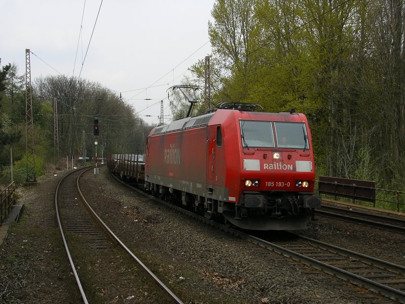 BR 185 193-0 mit  ALU-Zug  in Bochum Hamme.(09.04.2008)