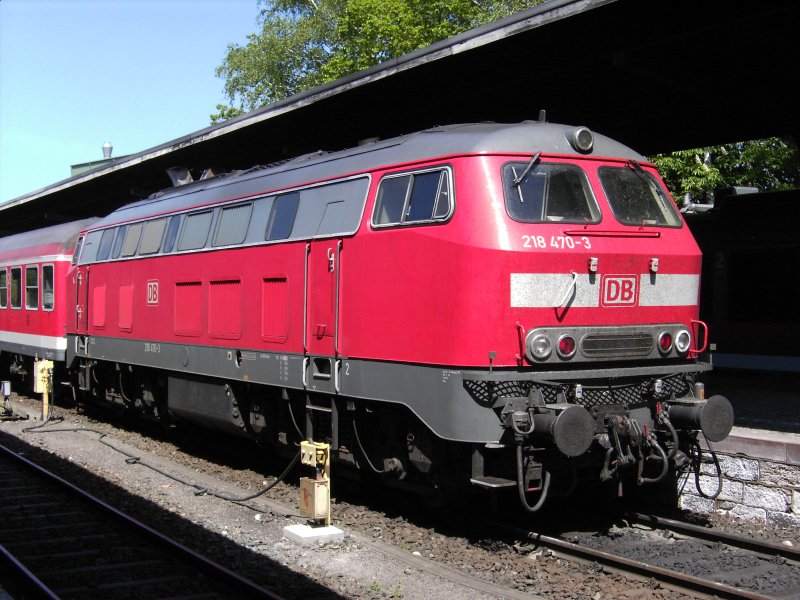 BR 218-470-3 steht in Bad Harzburg und fhrt gleich ab nach Hannover HBF