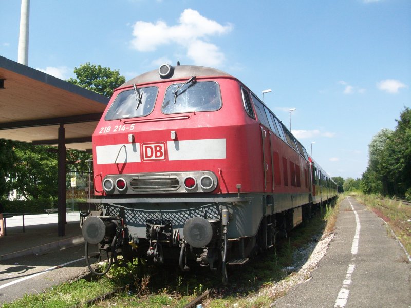 BR 218 am 25. juli 2008 in Oberlenningen. Es ist wohl ihr vorrausichtlich letzter Arbeitstag auf der Teckbahn! Schade...