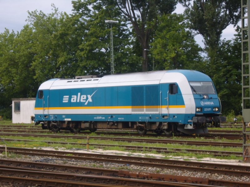 BR 223 071 am 15/08/2008 im Bahnhof Lindau