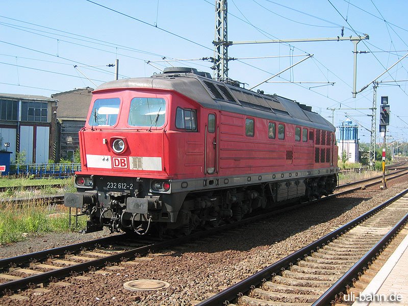 BR 232 612 der DB wartet am 1.7.2006 in Gotha Hbf auf Hp1.