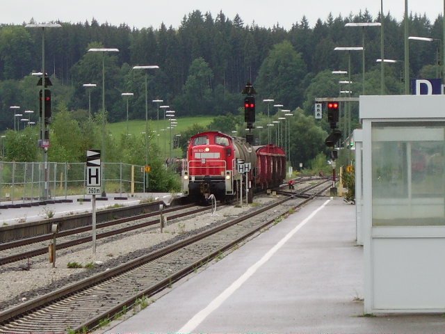 BR 294 822-2 in Kemptener Hauptbahnhof. 
