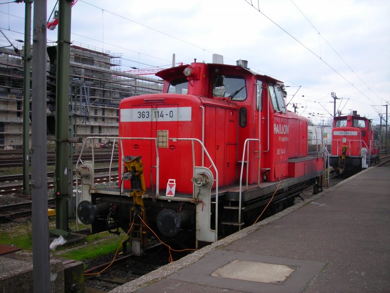 BR 363 114-0 in Hannover HBF am 19.04.2008