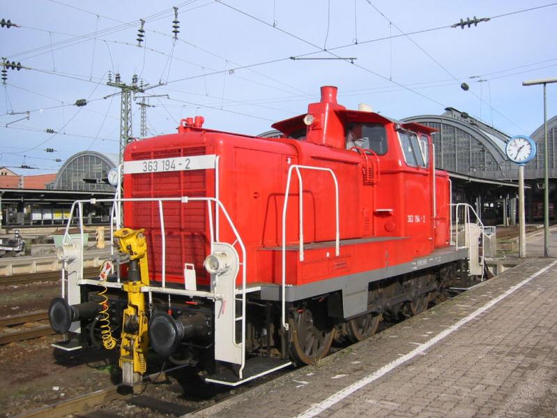 BR 363 194 am 31.01.2004 im Hauptbahnhof Karlsruhe