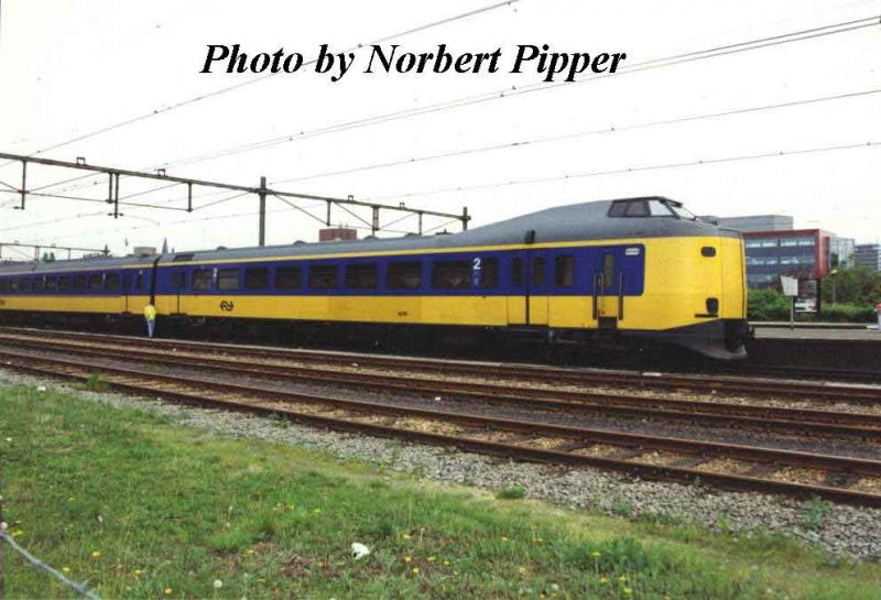 BR 4200 Koploper in Enschede 27 April 2000