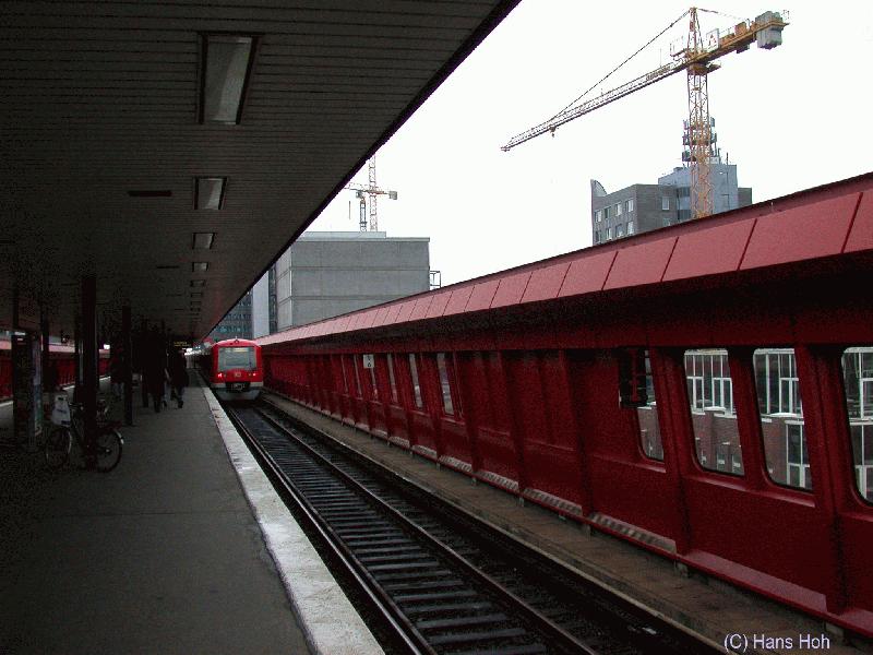 BR 474 im Bf Hammerbrook; April 2002