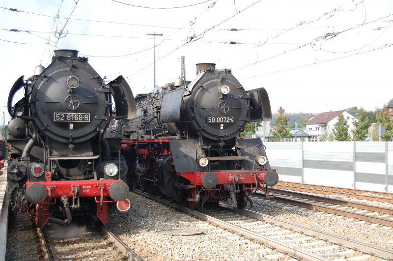 Br 50 0072-4 und Br 52 8168-8 standen am 19.09.09 im Bahnhof Amstetten, sie brachten einen Sz von Gppingen ber Geislingen nach Amstetten.