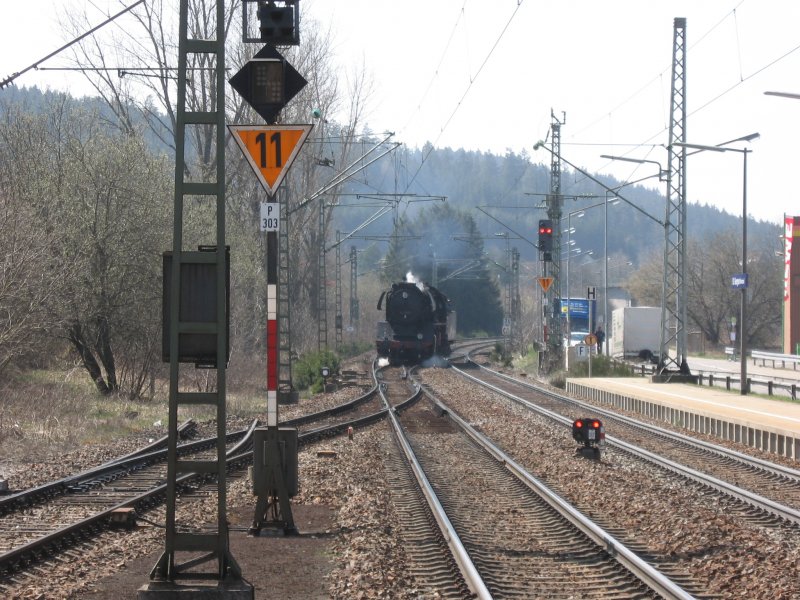 BR 50 3673 rangiert im Bahnhof St:Georgen/Schwarzwald am 8.4.07