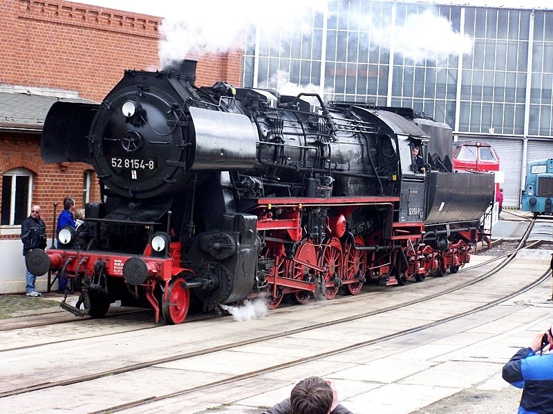 BR 52 8154-8 auf dem Gelnde der Railworld Gera. 22.03.08