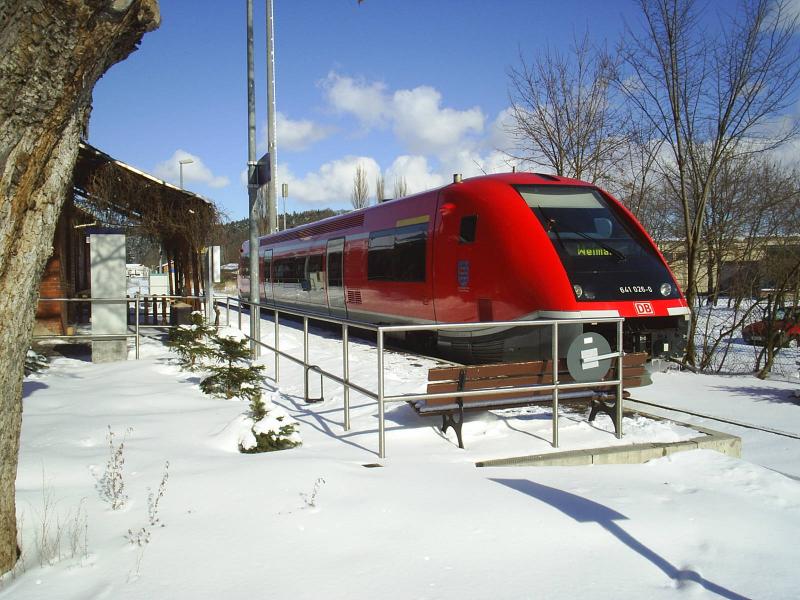 BR 641 026 wartet in Kranichfeld (KBS 579)auf die Abfahrt nach Weimar am 28.02.2005
