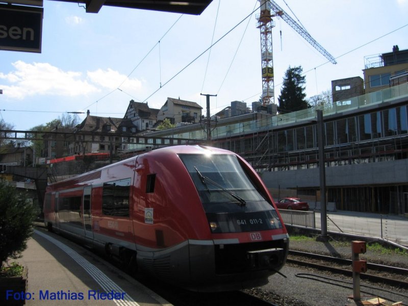 BR 641 als Regio bei der Einfahrt in den Bahnhof Schaffhausen am 26.04.08