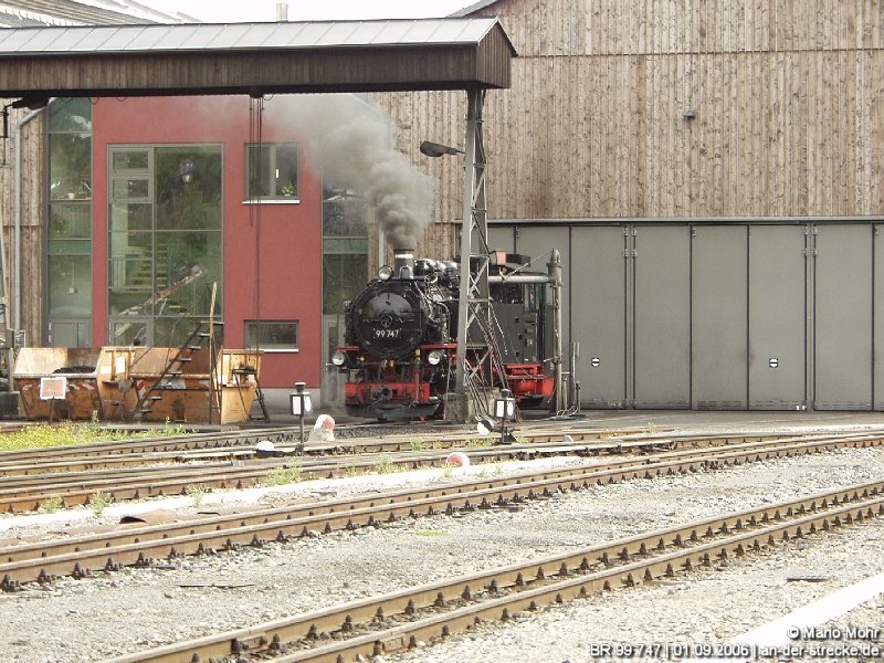 BR 99 747 der BVO Fichtelbergbahn beim bef�llen in Oberwiesenthal.