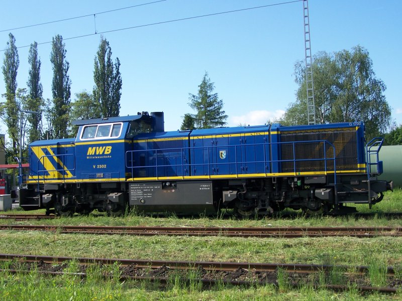 BR V 2302 (Mak G 1700) der Mittelweserbahn. abgestellt am ehemaligen Bw Rosenheim. Aufgenommen am 25.05.2006.