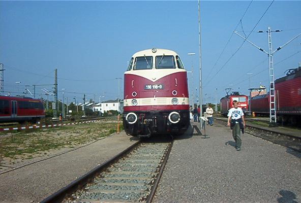 BR118 im BW Rostock Hbf.