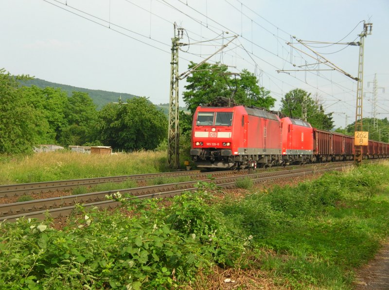 Br185 126 aus Richtung Basel/Muttenz zwischen Eimeldingen und Haltingen