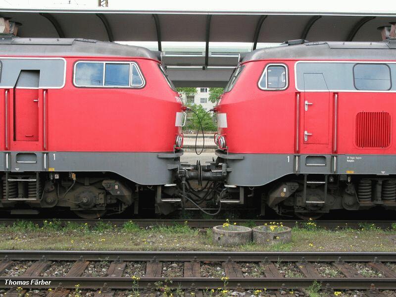 BR218 im Doppelpack
Bahnhof Ulm 05.05.2002
Thomas Frber