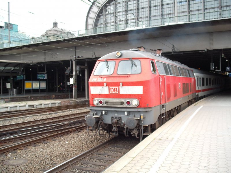 BR218 mit IC von Hamburg HBF nach Puttgarden.