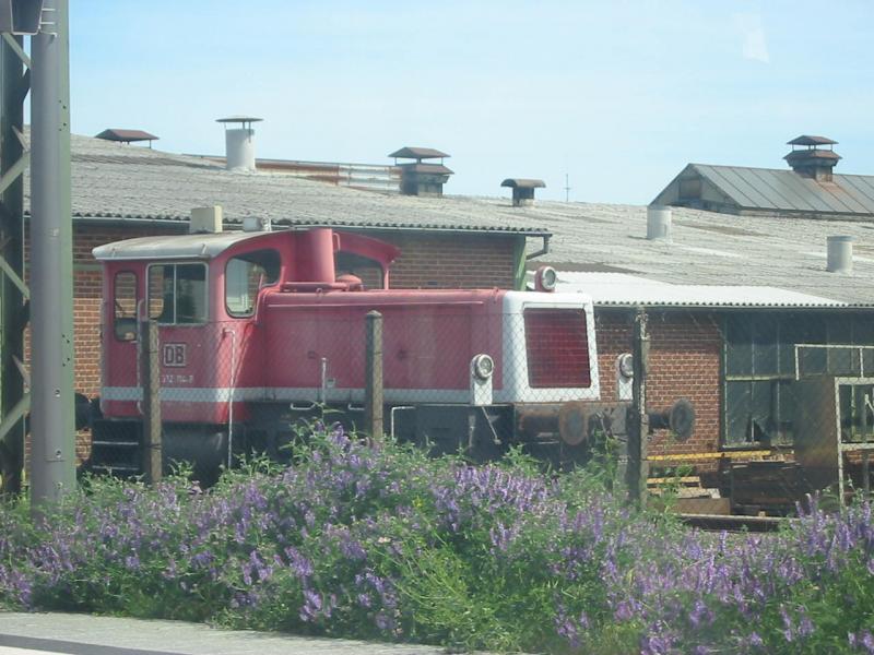 BR333-117 steht in Haloch.