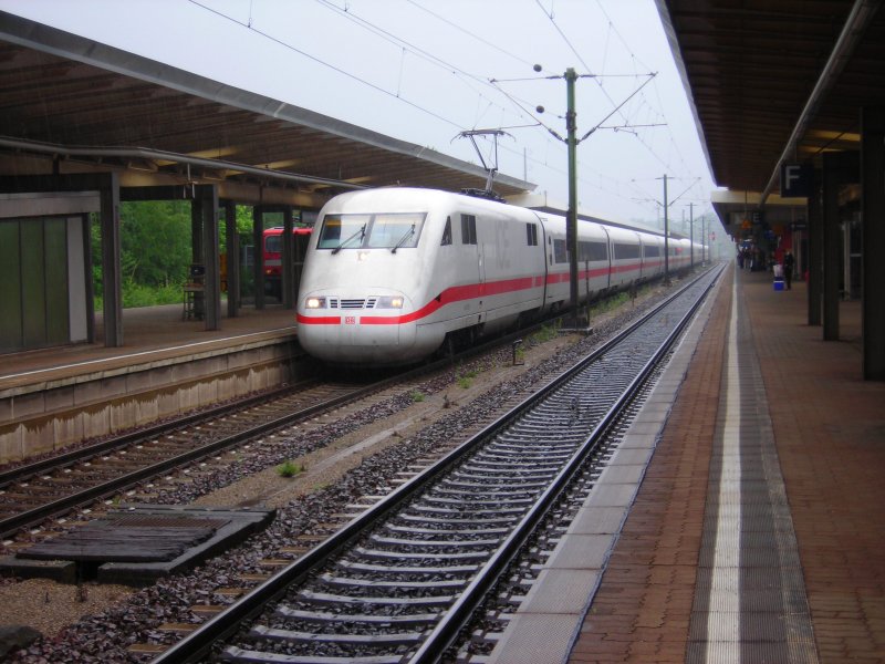 BR401 (ICE1) in Braunschweig (17.5.08)