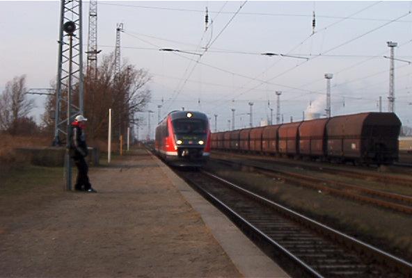 BR642 am S-Bahn Haltepunkt Hinrichsdorfer Stra�e