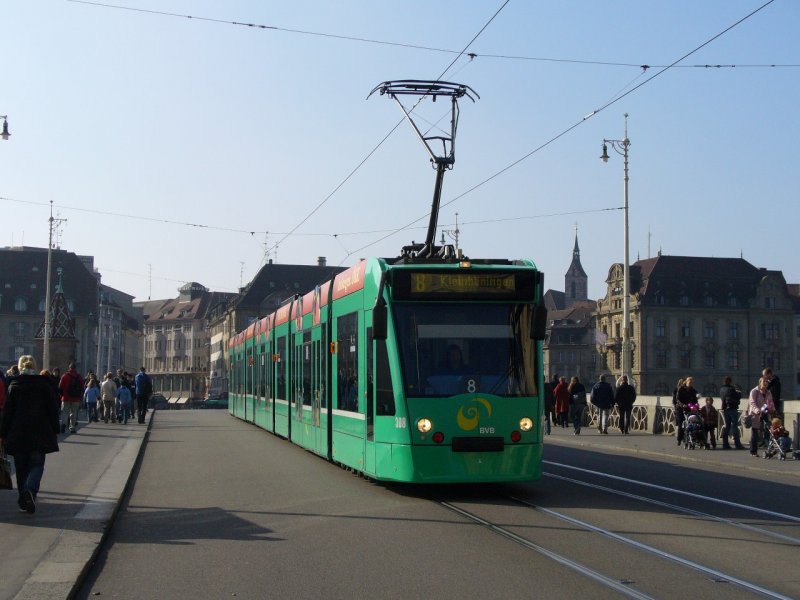BVB - Combino Nr.308 unterwegs auf der Linie 8 am 03.011.2007