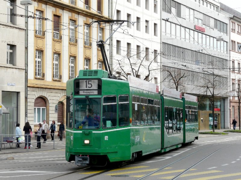 BVB - Gelenktram Be 4/8 672 unterwegs auf der Linie 15 am 15.03.2008