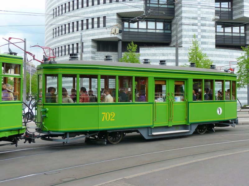 BVB - Oldtimerwagen C 702 unterwegs auf Extrafahrt am 18.04.2009