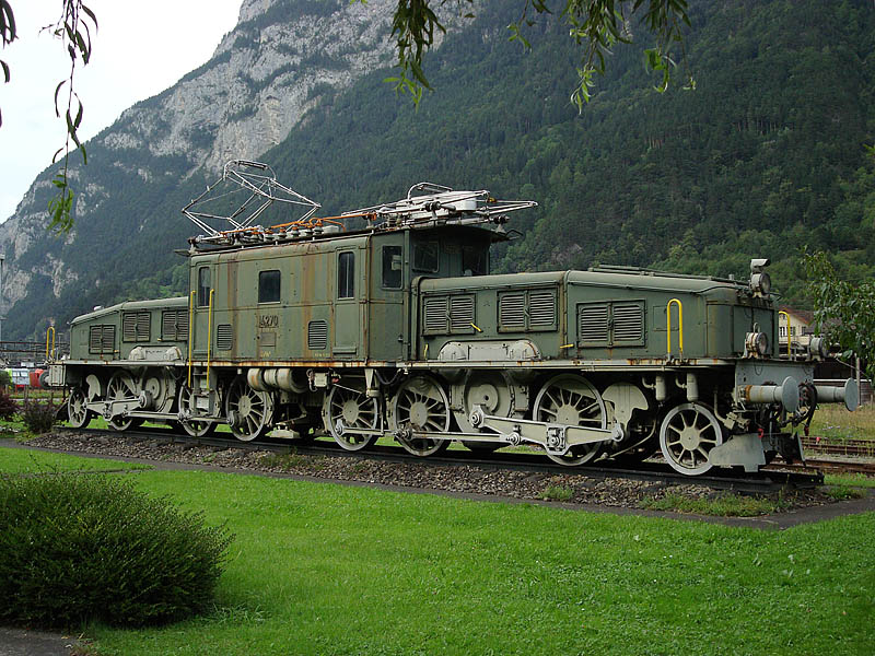 Ce 6/8 II 14270 Denkmal-Krokodil in Erstfeld, 16. Aug. 2009