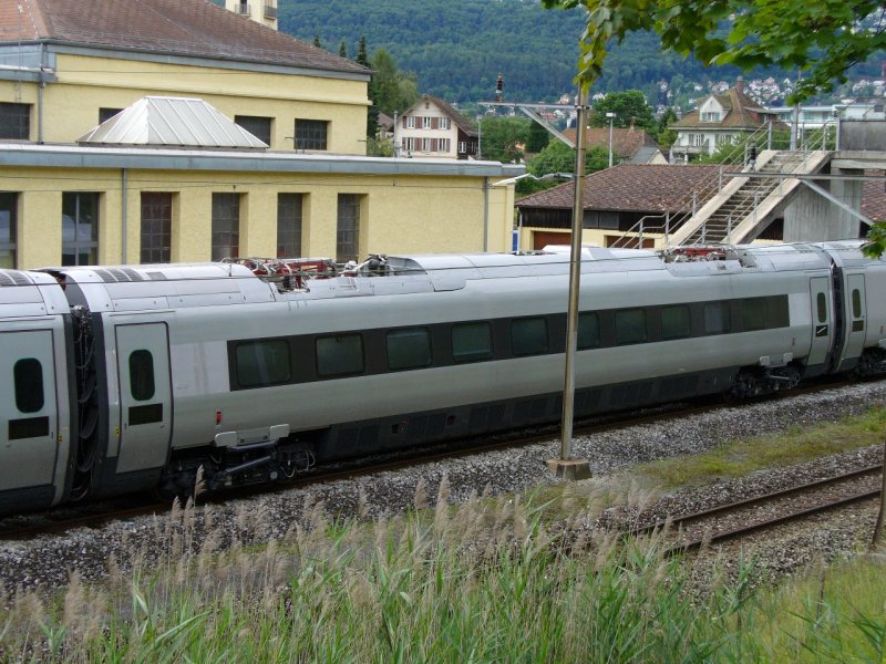 Cisalpino –  Zweiter von fnf Zwischenwagen ohne Wagen Nummer ?? des ETR 610 001 Abgestellt hinter dem SBB Depot in Biel / Bienne am 10.07.2007