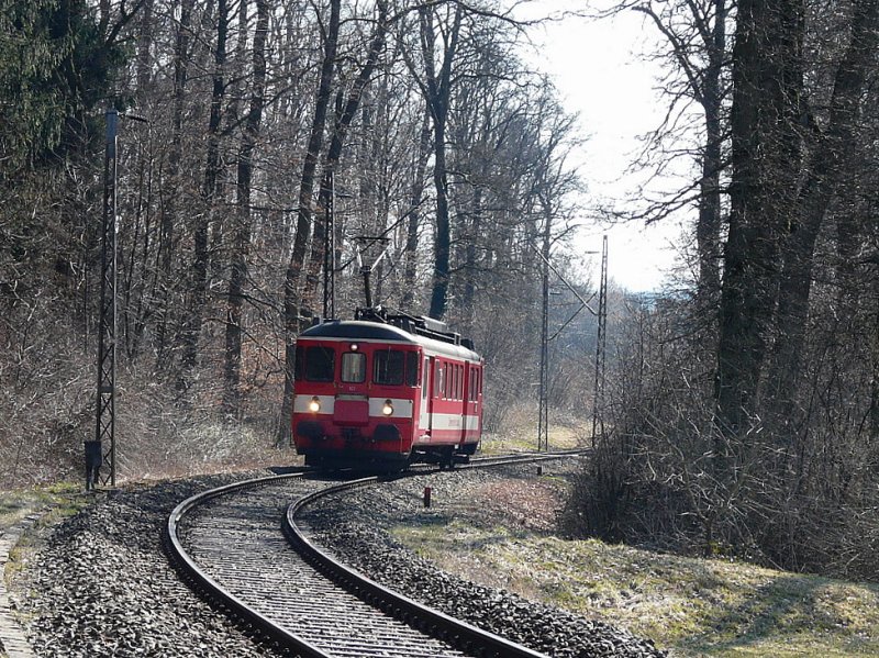 CJ - Triebwagen BDe 4/4 577 101-9 unterwegs zwischen Vendincourt und Bonfol am 21.03.2009