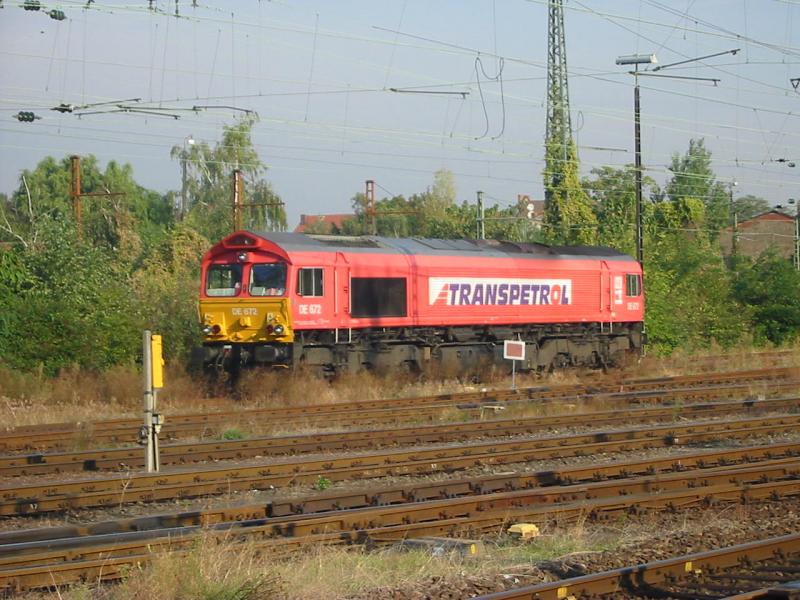 Class 66 DE672 der Firma Transpetrol am 24.9.2005 in Worms Hbf abgestellt.