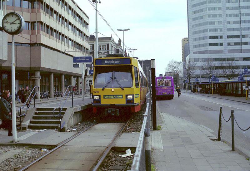 connexxion sneltram Utrecht CS old model