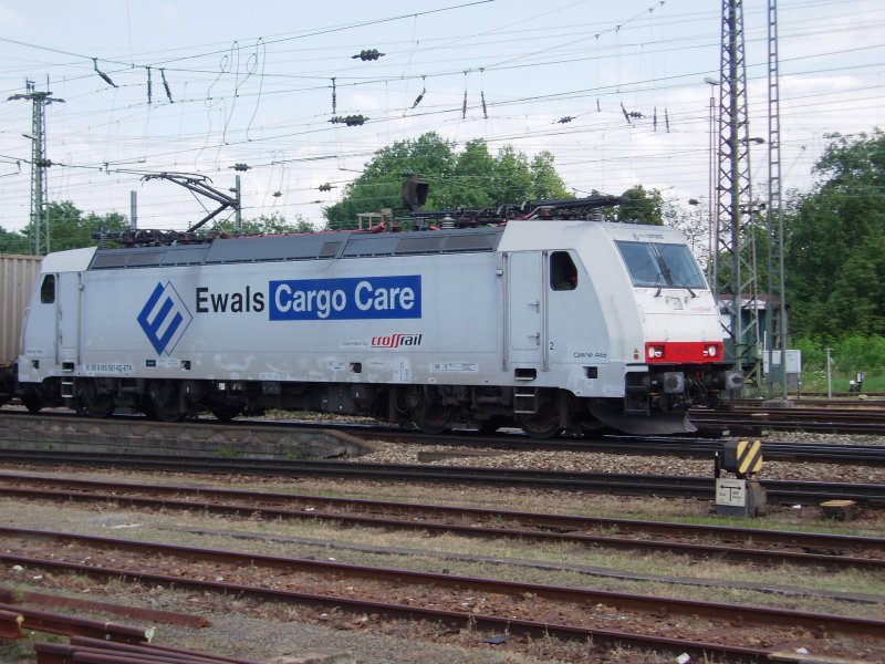 Cross Rail 185 581-6
Basel 23.07.08