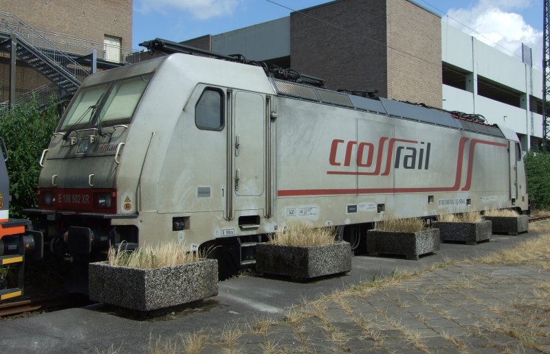 Crossrail 186 902 XR am 21.6.09 in Krefeld Hbf