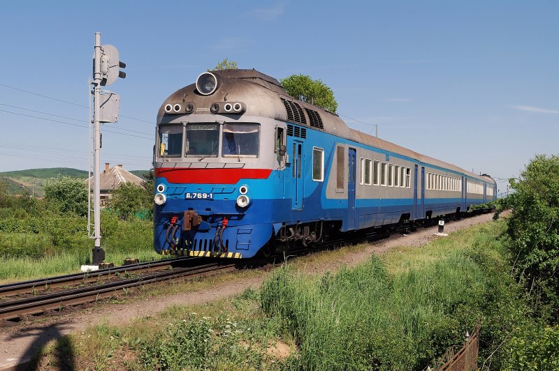 D1 - 769 mit dem 6583 in Borschava (07.05.2008)