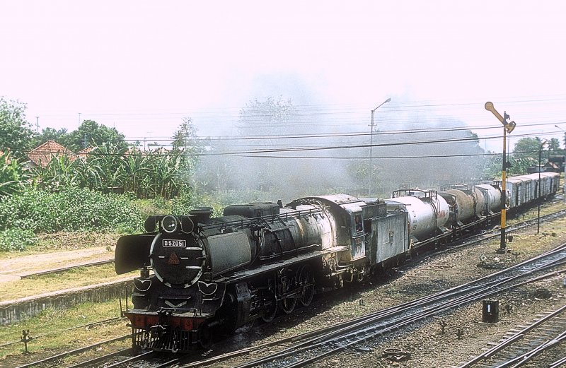 D52 051  Cikampek  29.09.80