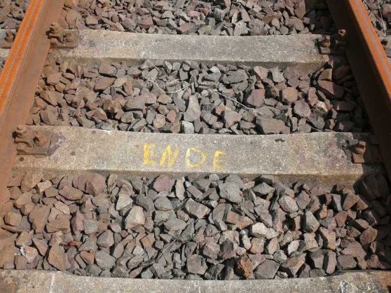 Da ist ENDE
Das nehme ich als �berschriftsbild meiner Fotosammlung  stillgelegt 

Ende ist hier auch wirklich auf der Strecke Neustadt - Neuruppin