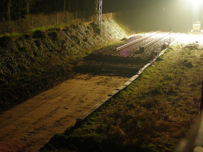 da kommt die Einfahrweiche wieder rein
Ribnitz-Damgarten/West  Einfahrt aus Richtung Rostock am 31.03.07