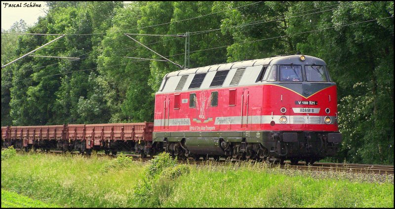 Da ist man gerade erst an der Fotostelle angekommen und kriegt direkt sowas nettes vor die Linse. Eine V180, die V180 321.
Das Bild wurde an KM. 28.9 von der KBS 485 (Aachen-M�nchengladbach) um 15:16 Uhr rum.