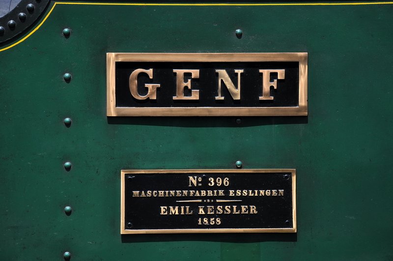 Damfloktreffen Goldau 24.Mai 2009. Kaum zu glauben, das Baujahr 1858. Und wenn man die alte Dampflok so ansieht, dann knnen es gut weitere 150 Jahre werden.