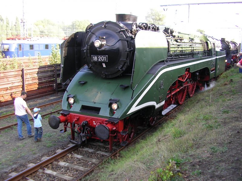 Dampflok der Baureihe 18 201 beim BW-Fest in Berlin Schneweide


