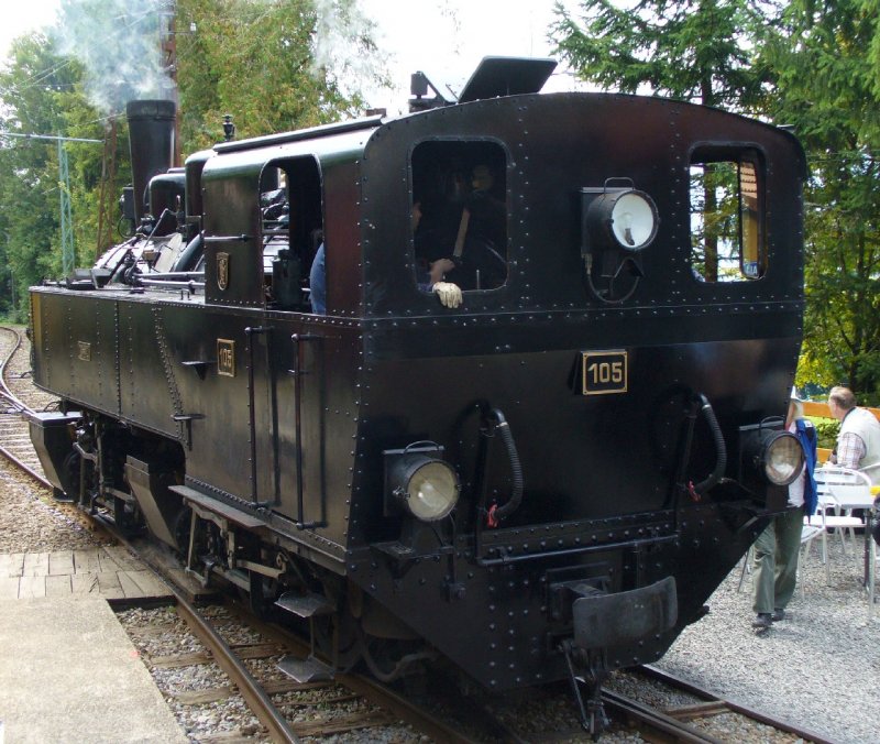 Dampflok G 2 x 2/2 105 ( ex SEG/MEG Nebenbahn Zell - Todtnau / Deutschland ) bei der Touristikbahn BC = Blonay - Chamby oberhalb Montreux im Museumsareal der BC am 09.09.2007